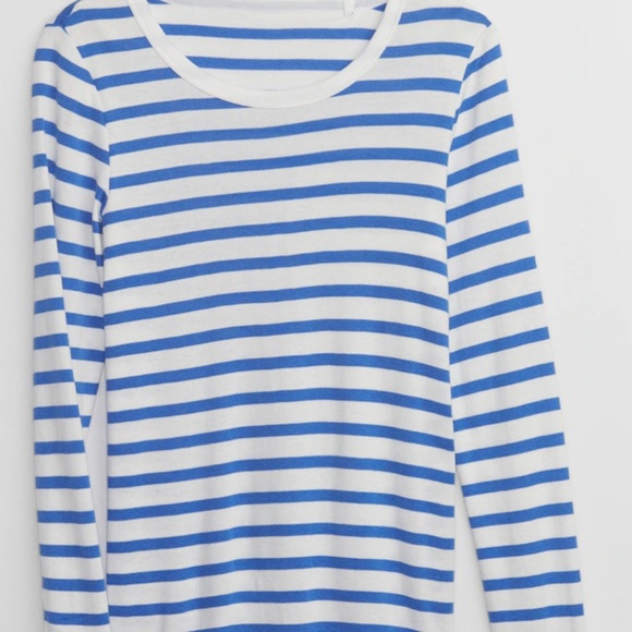 NWT GAP Favorite Crewneck T-Shirt Color: Blue Stripe Straight, easy fit. - Picture 1 of 5